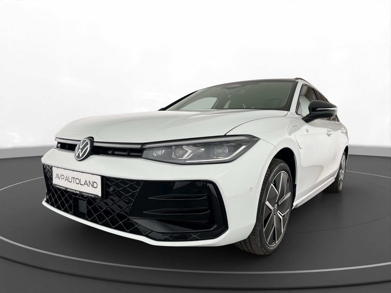 Volkswagen Passat Variant 1.5 TSI eHybrid R-Line | AHK | imagem 2
