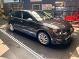 Volkswagen VW Golf 7.  1,6 Motor, Manuel - Volkswagen Golf Motor mit Diesel-Antrieb