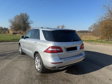Mercedes ML 350 - 7