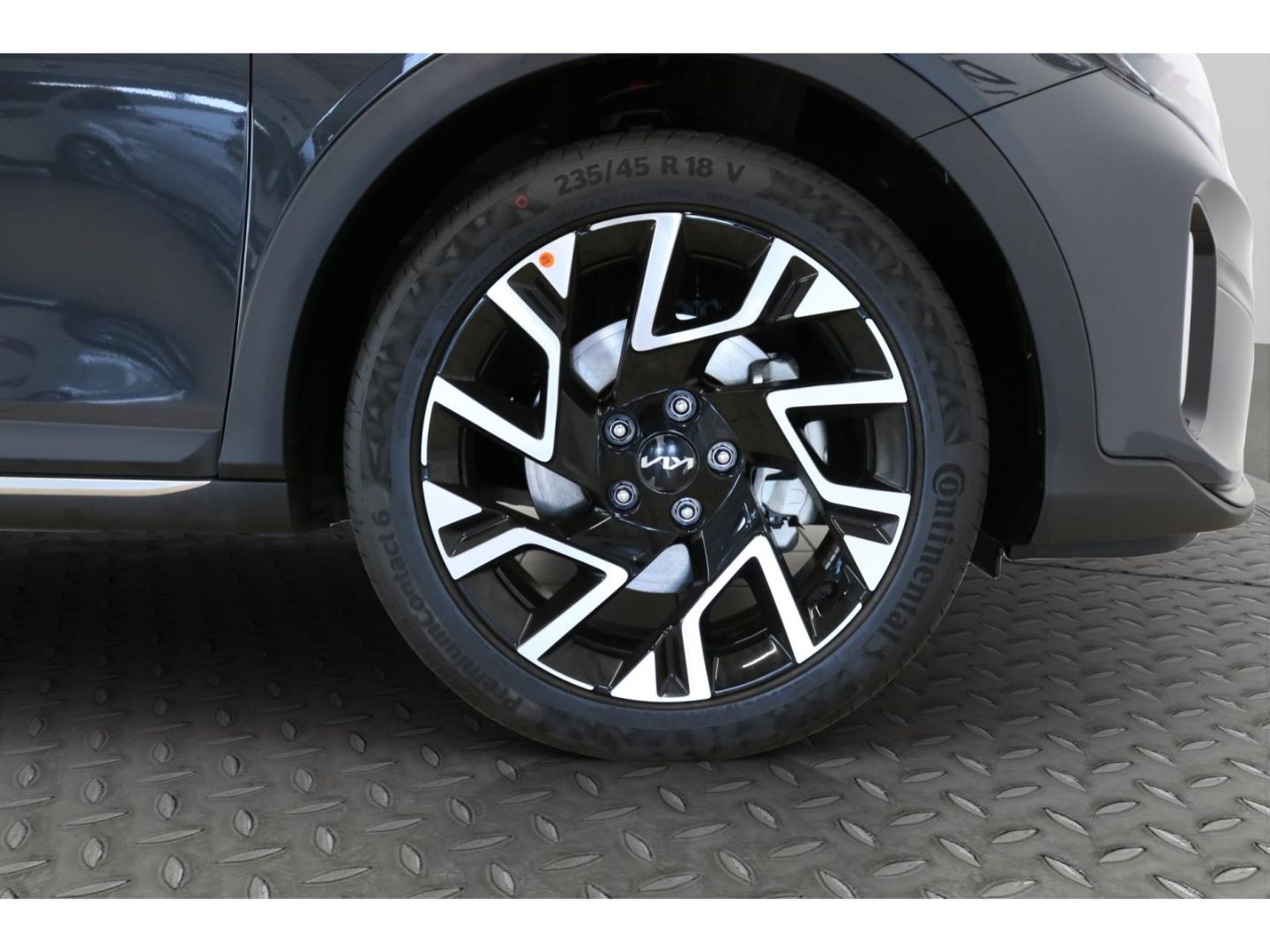 Fahrzeugabbildung Kia XCeed Vision 1.5 Kamera PDC Navi LED Tempomat