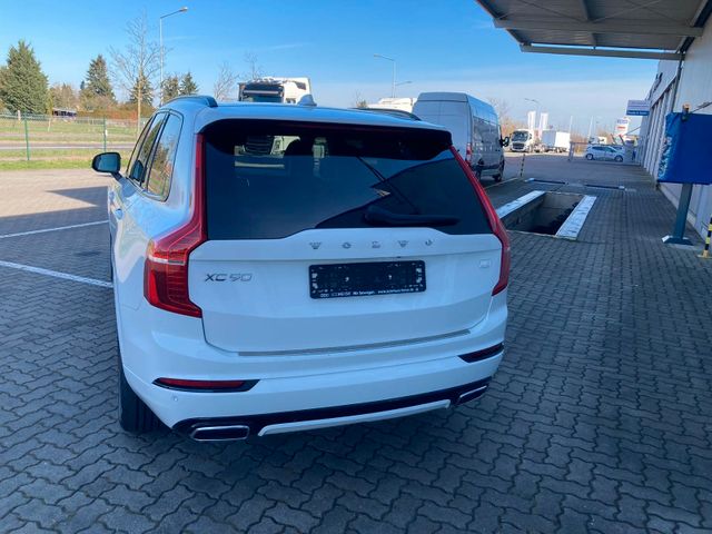 XC 90 T8 R-Design Expres.  Rech. Plug-In Hybrid