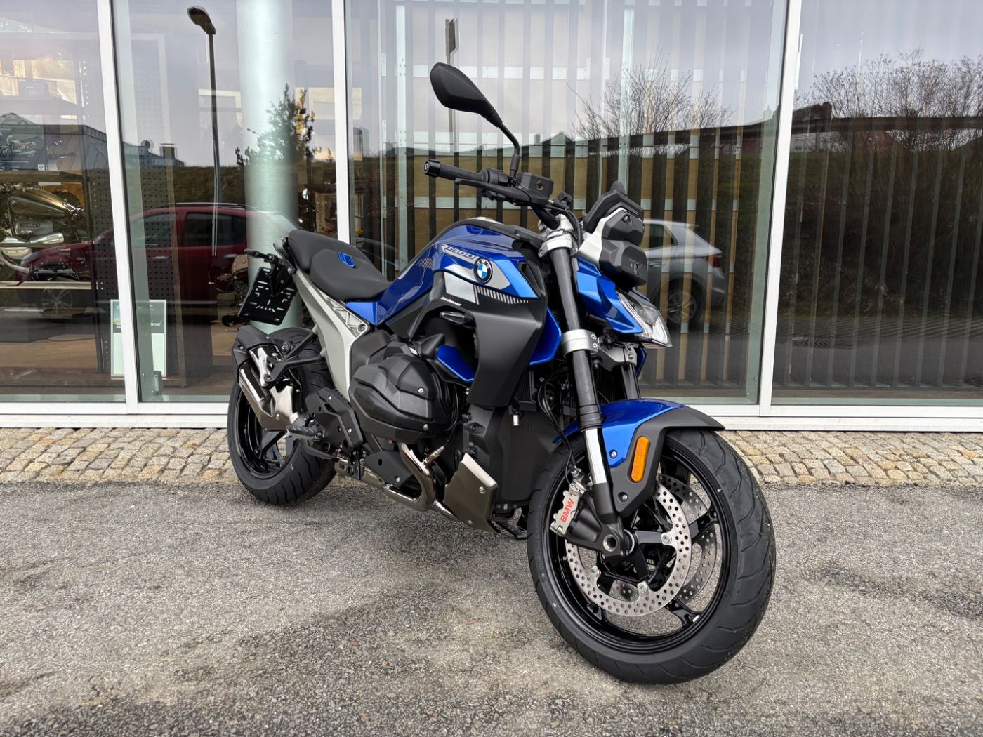 Fahrzeugabbildung BMW R 1300 R Exclusive 3 Pakete