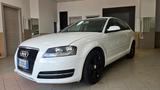 Audi A3 1.6 TDI 90 CV CR F.AP. Ambition - Audi A3 mit Diesel-Antrieb: Limousine, 1.9