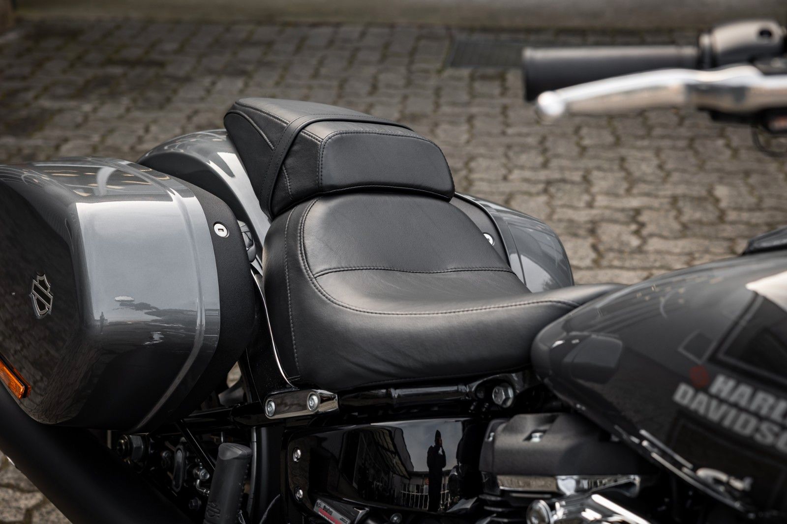 Fahrzeugabbildung Harley-Davidson FLSB Sport Glide Softail - TORXSTER KIT - J&H