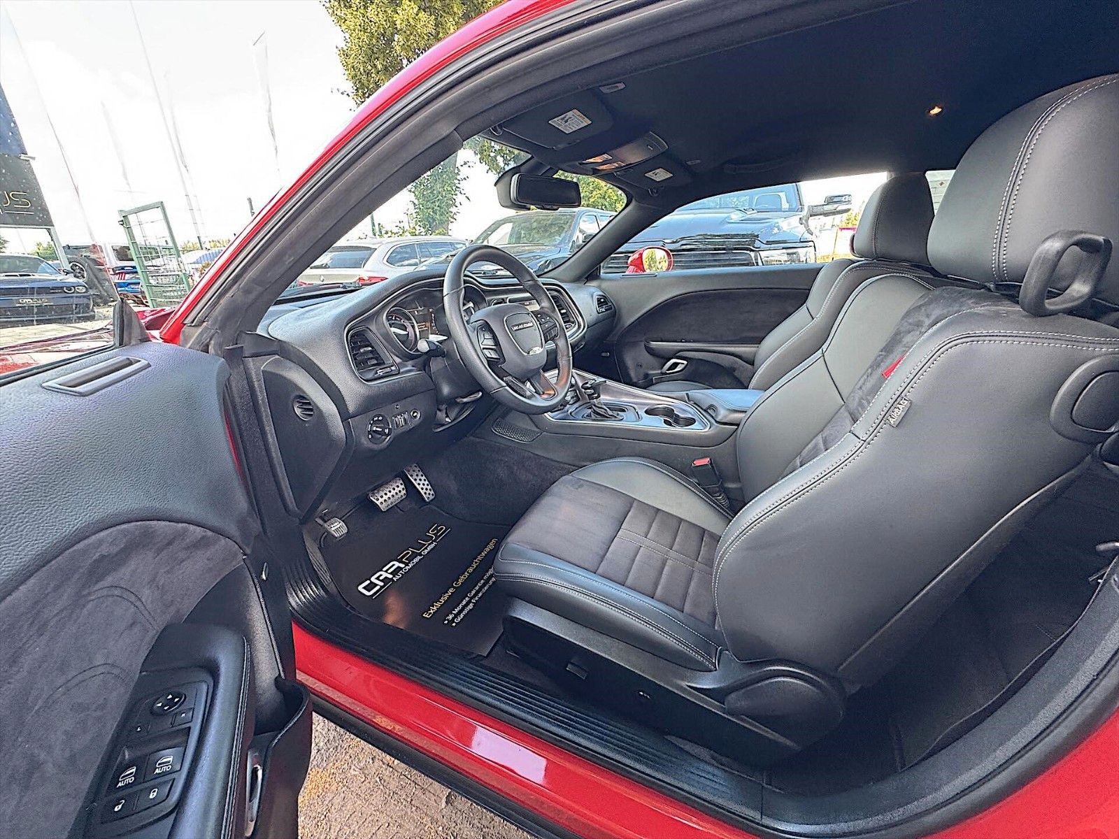 Fahrzeugabbildung Dodge Challenger 6.4 V8 SRT 392 SCAT PACK Performance