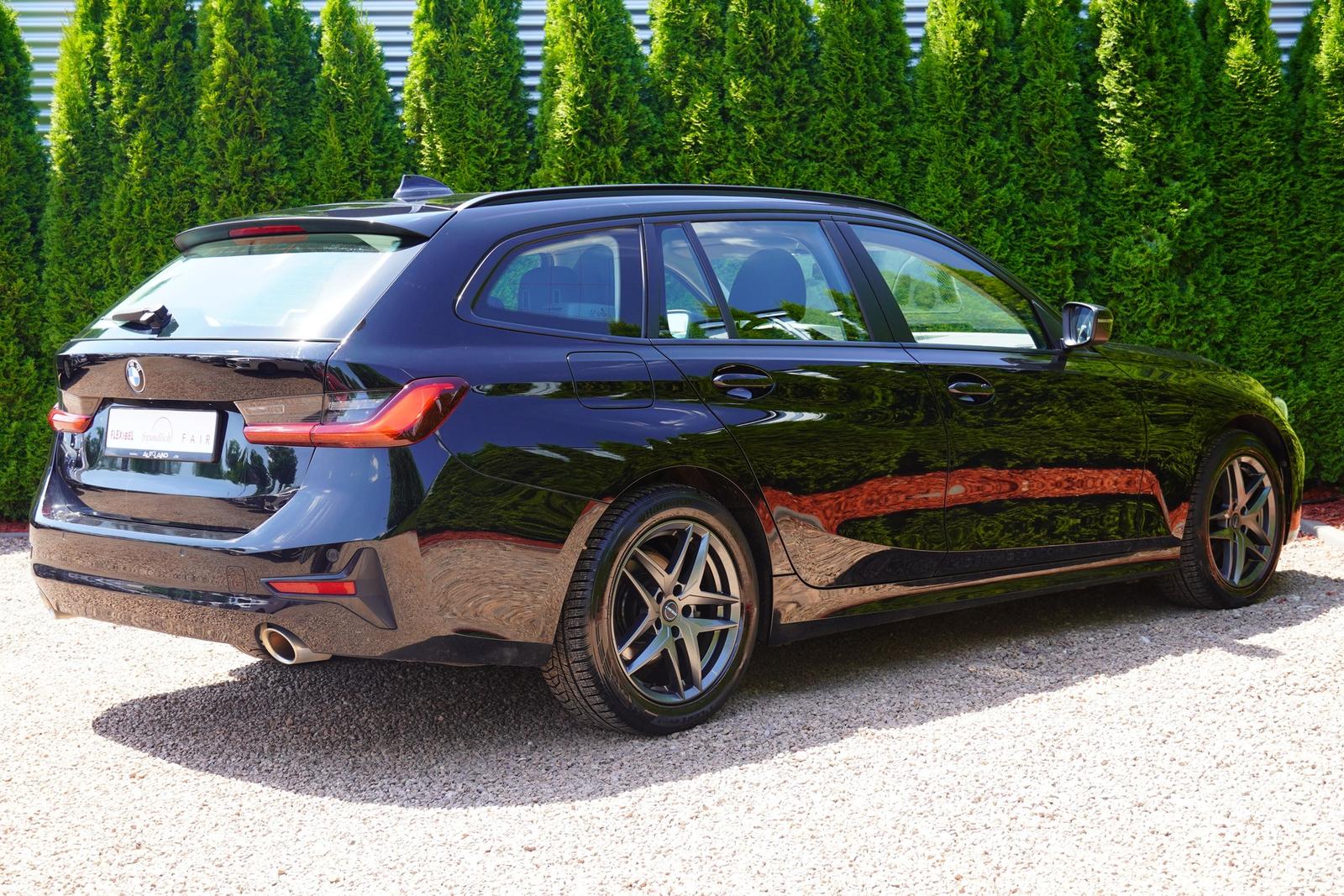 BMW 3 Series iA Touring Advantage Tempomat LED Navi DAB, миниатюра 5