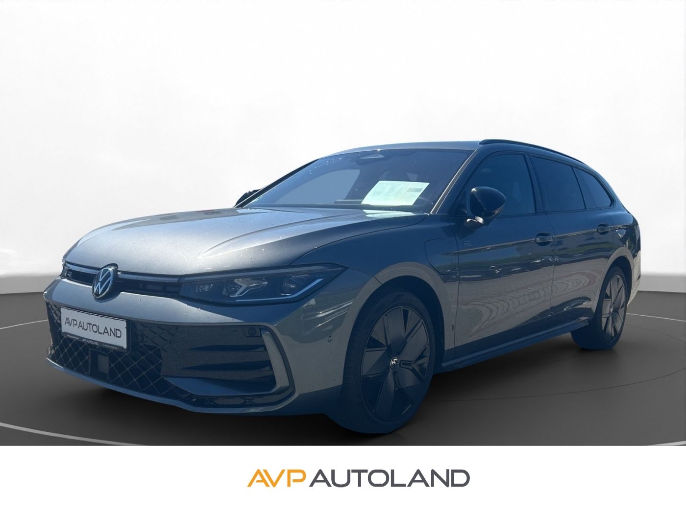 VW Passat 1.5 TSI eHybrid DSG R-Line | PANO | AHK |