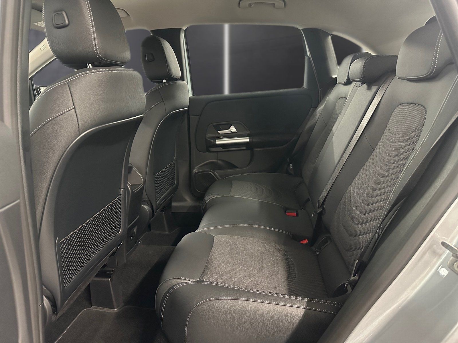 Fahrzeugabbildung Mercedes-Benz B 180 Progressive *LED*Kamera*CarPlay*Easy-Pack*