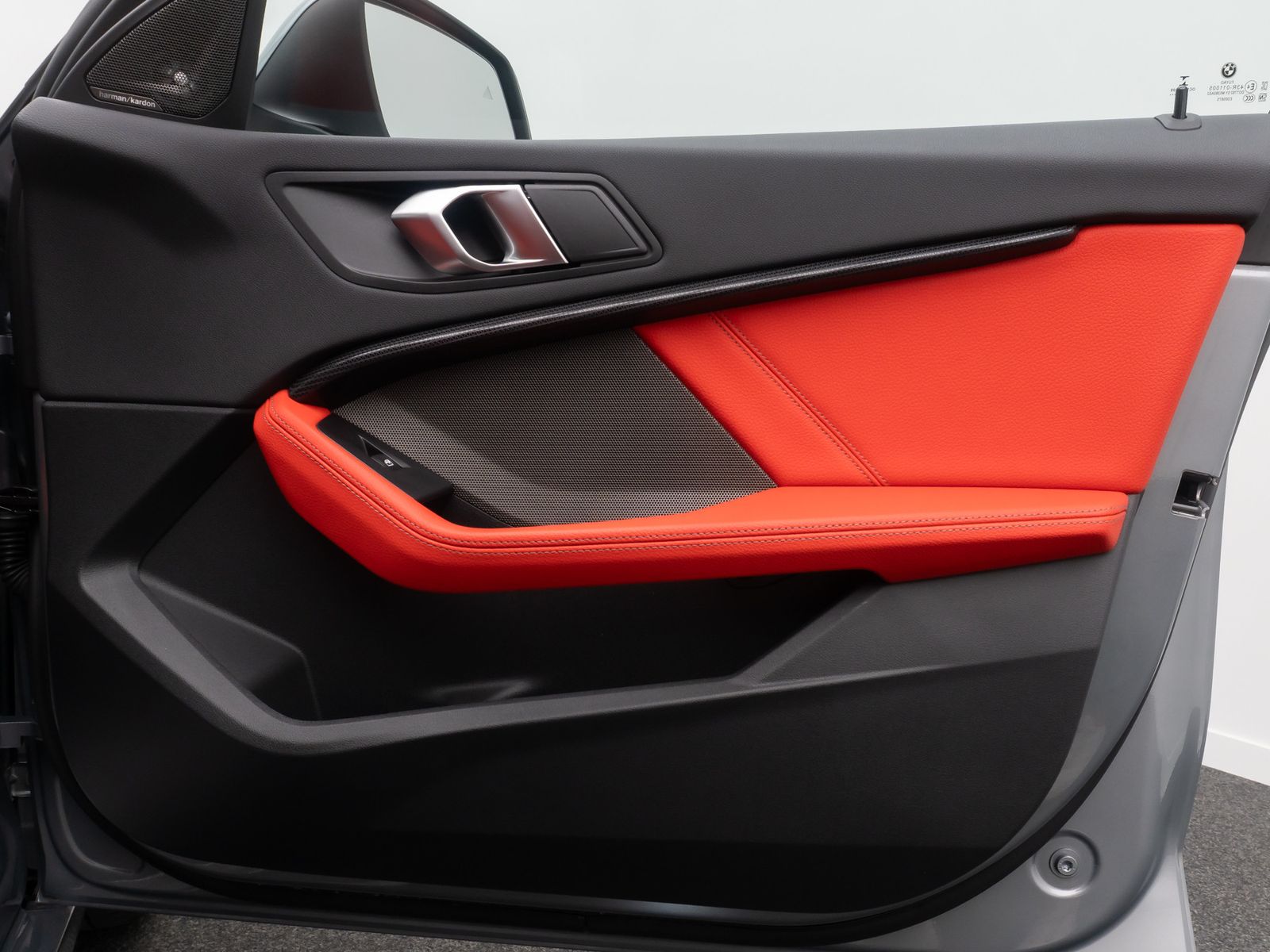 Fahrzeugabbildung BMW 120i M Sport HUD Kamera DAB H/K Alarm LED 18Zoll
