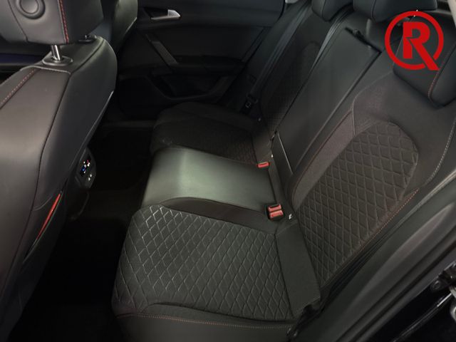 Leon FR 1.5 eTSI Keyless PDCv+h Rückfahrkam. Nav