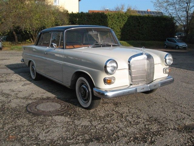 Mercedes-Benz 200   w110