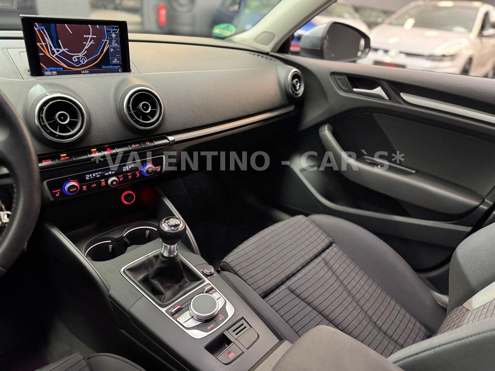 Audi A3 2.0 TDI Sportback/Navi/Shz/Temp/Pdc/BiXen/Ahk