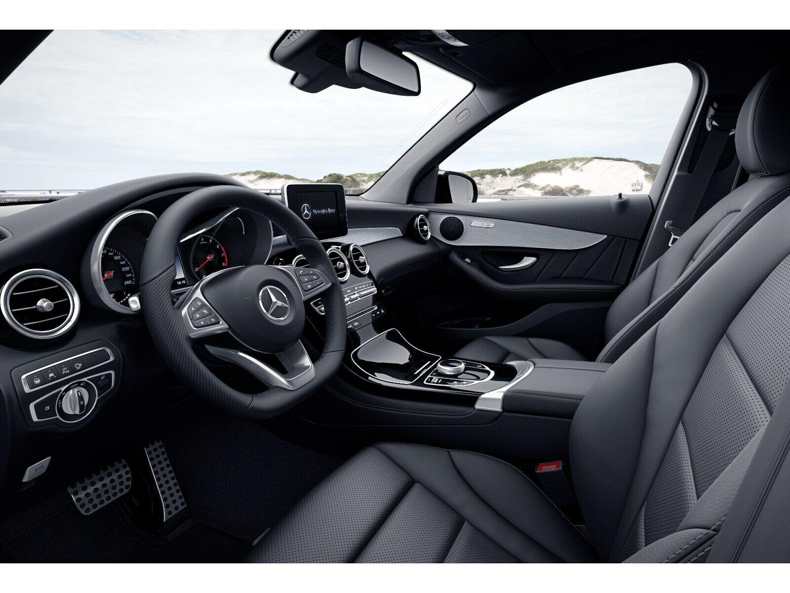 Mercedes-Benz GLC 300 4M AMG+NIGHT+AHK+DISTR.+PANO+LED+360-KAM