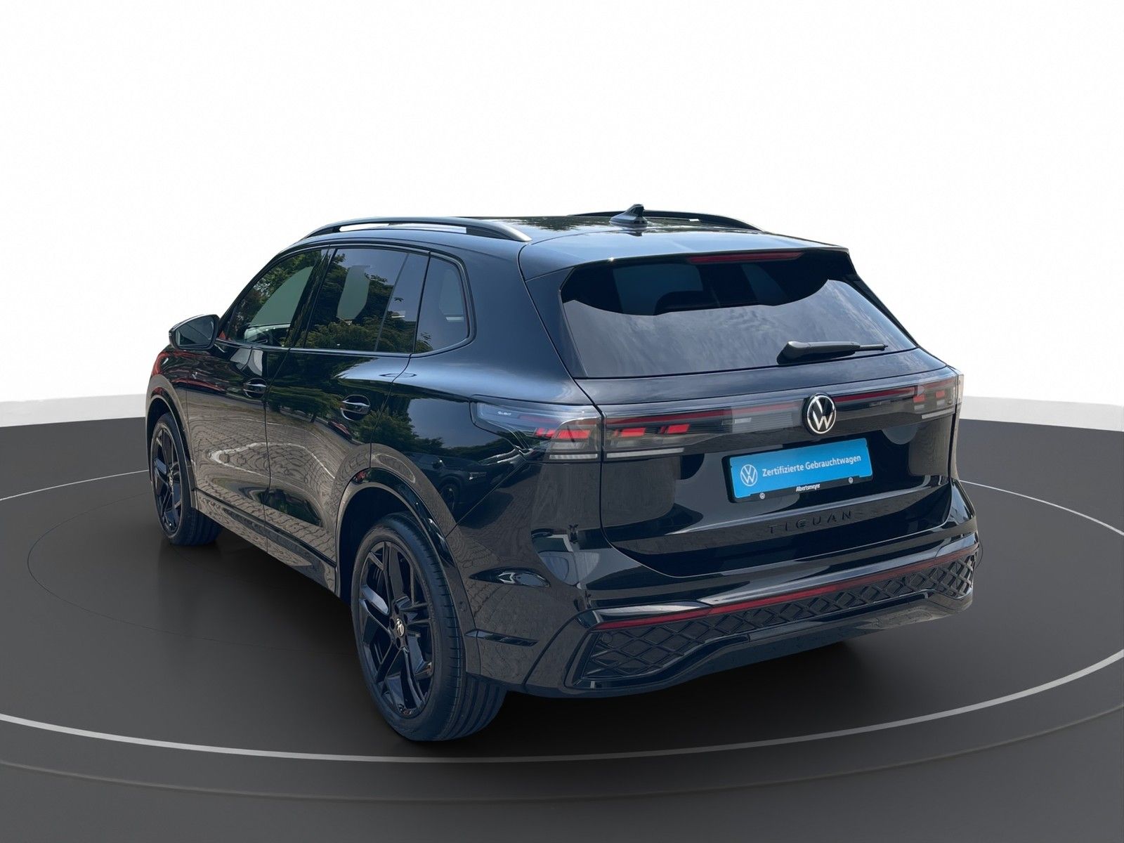 Volkswagen Tiguan 2.0 TDI 4Motion R-Line DSG AHK MATRIX LM foto 2