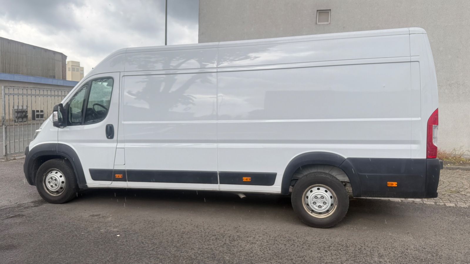 Fahrzeugabbildung Opel Movano C Kasten HKb L4H2 3,5t