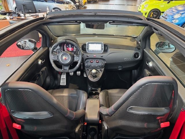 Fahrzeugabbildung Abarth 595C esseesse KLIMA XENON NAVI SHZ