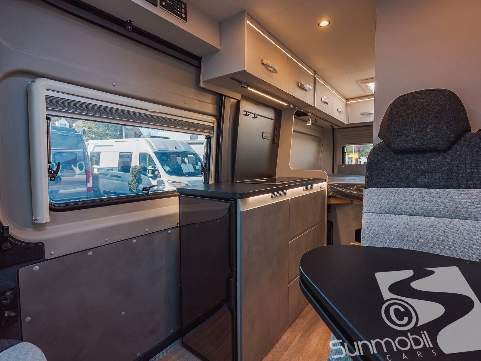 Fahrzeugabbildung Crosscamp Camper Van 600 Fiat Automatik