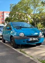 Renault Twingo 1.2l, EZ 10/2002, HU 10/26 ... - Renault Twingo mit Benzin-Antrieb: Kleinwagen, Automatik, 1.2