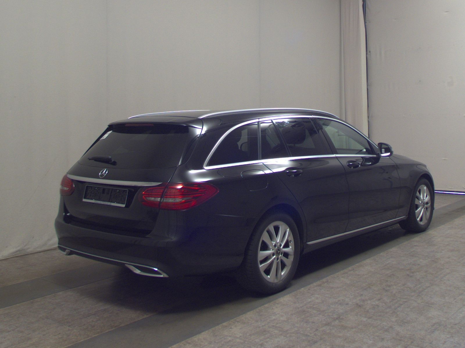 Mercedes-Benz C 220 T d Avantgarde Navi LED Kamera StandHzg foto 4