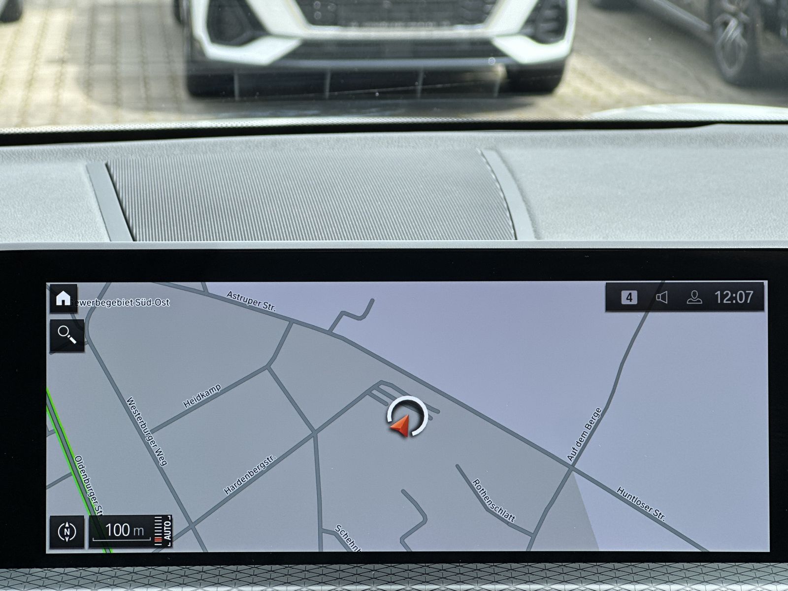 Fahrzeugabbildung BMW X3 xDrive20d M-Sport NAV+LASER+PANO+HUD+KAM+19ZO