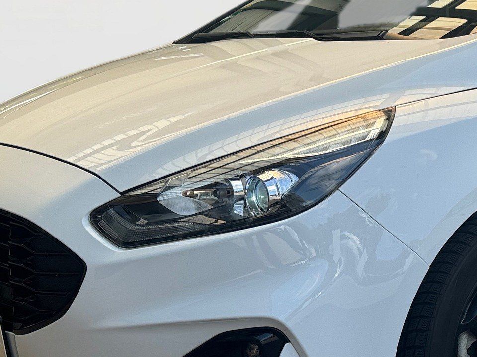 Fahrzeugabbildung Ford S-MAX 2.5i 150PS A/T Hybrid ST-Line