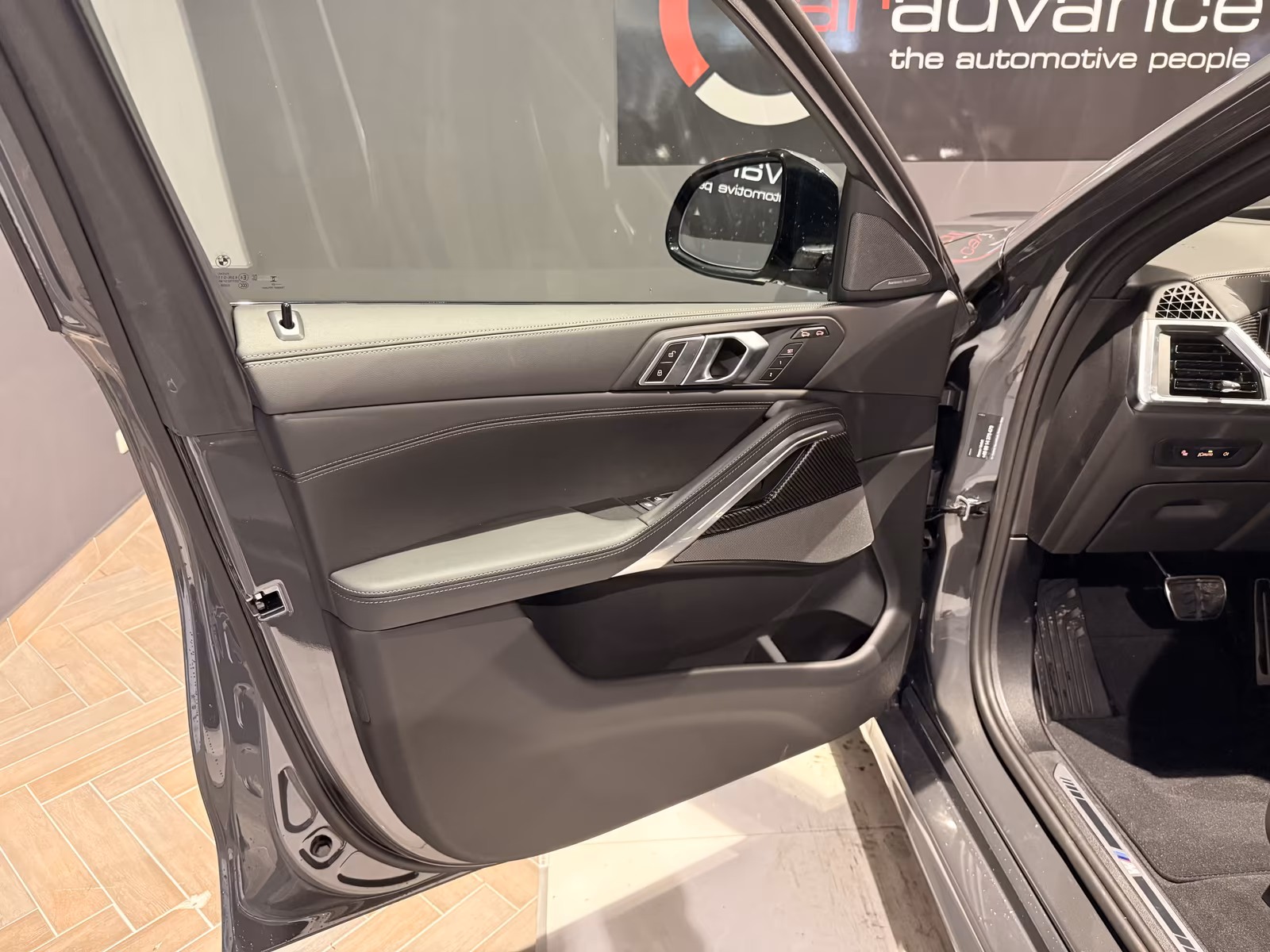 BMW X6 xDrive30d M Sport Pro INDIVIDUAL "22" – 12